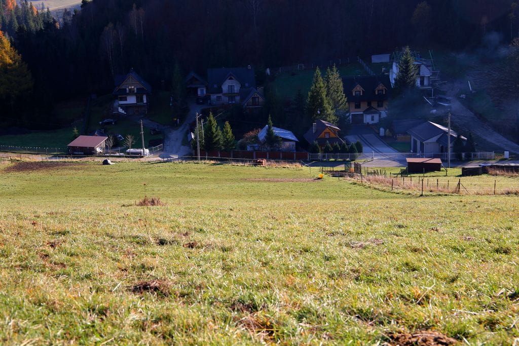 Działka  pokojowe na Sprzedaż