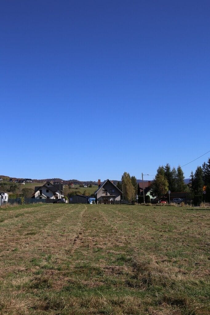 Działka  pokojowe na Sprzedaż