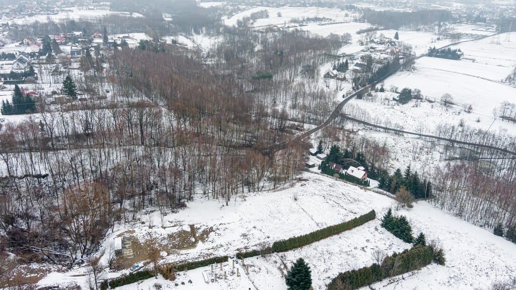 Działka  pokojowe na Sprzedaż