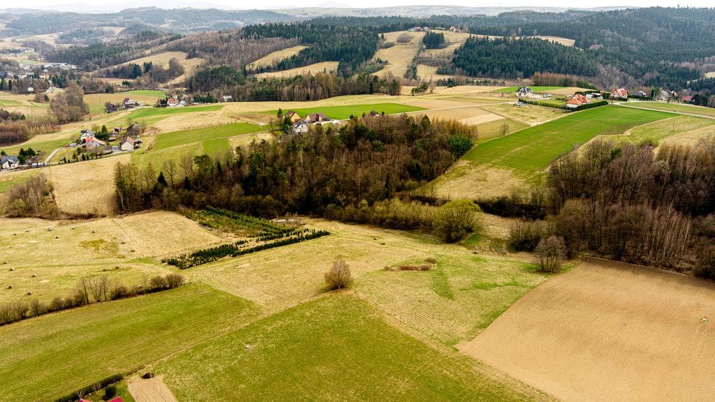 Działka  pokojowe na Sprzedaż