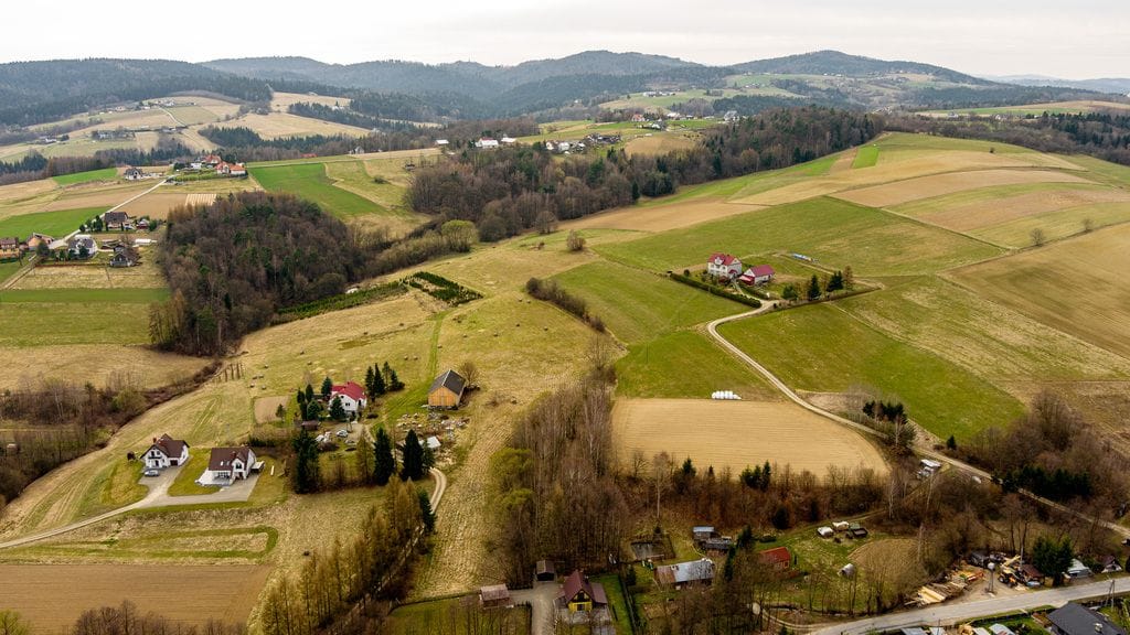 Działka  pokojowe na Sprzedaż