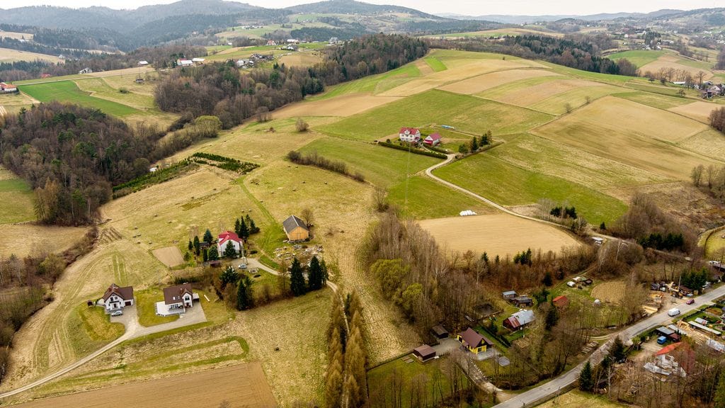 Działka  pokojowe na Sprzedaż