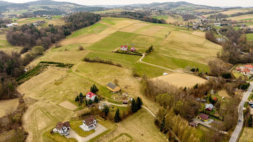Działka  pokojowe na Sprzedaż