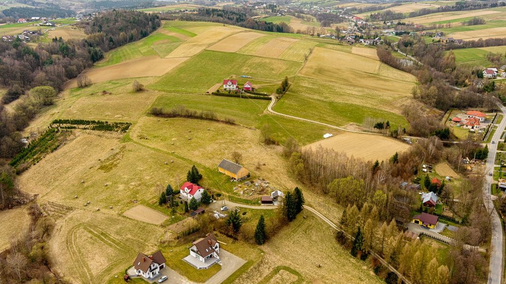 Działka  pokojowe na Sprzedaż