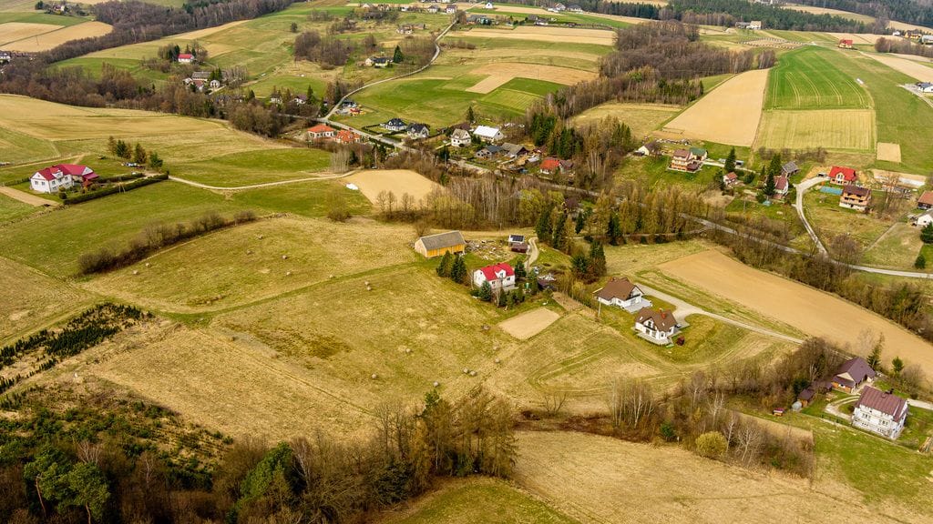 Działka  pokojowe na Sprzedaż