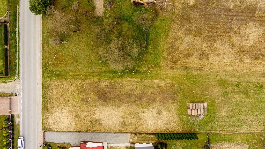 Działka  pokojowe na Sprzedaż