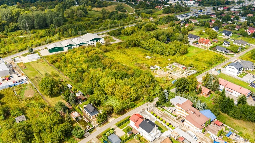 Działka  pokojowe na Sprzedaż