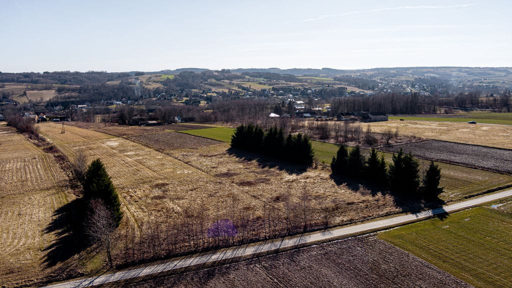 Działka  pokojowe na Sprzedaż