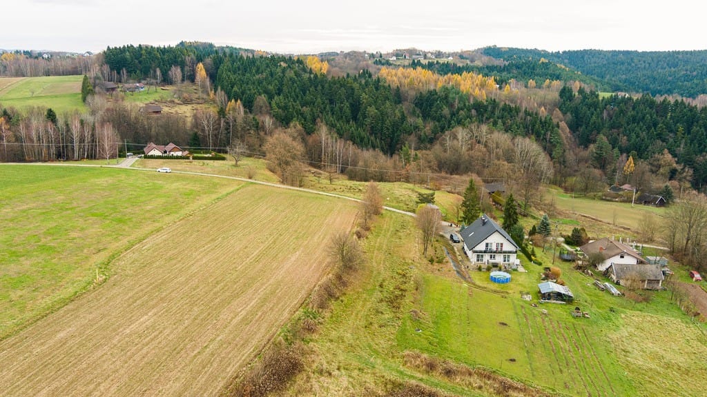 Działka  pokojowe na Sprzedaż