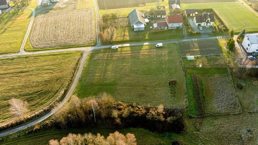 Działka  pokojowe na Sprzedaż