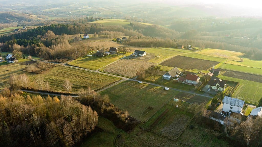 Działka  pokojowe na Sprzedaż