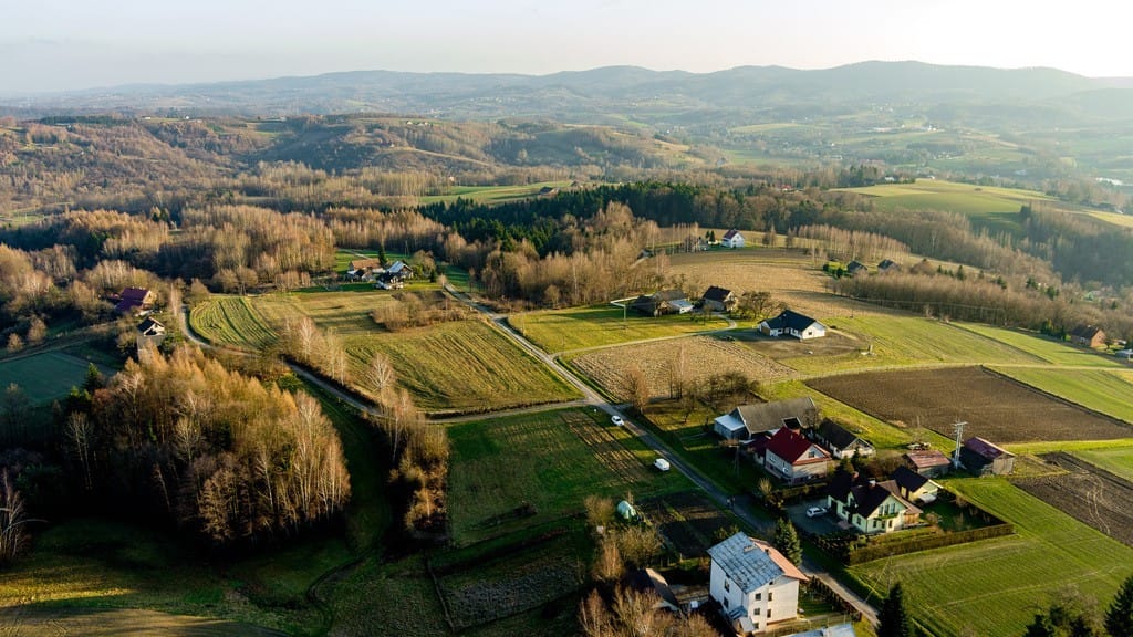 Działka  pokojowe na Sprzedaż