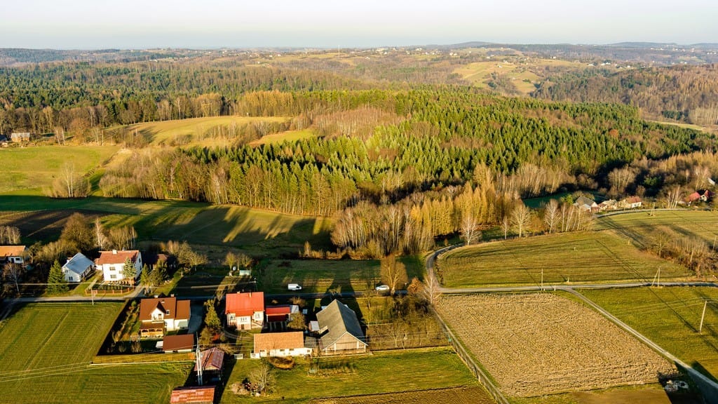 Działka  pokojowe na Sprzedaż