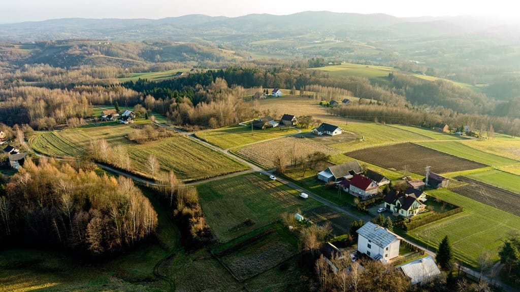 Działka  pokojowe na Sprzedaż