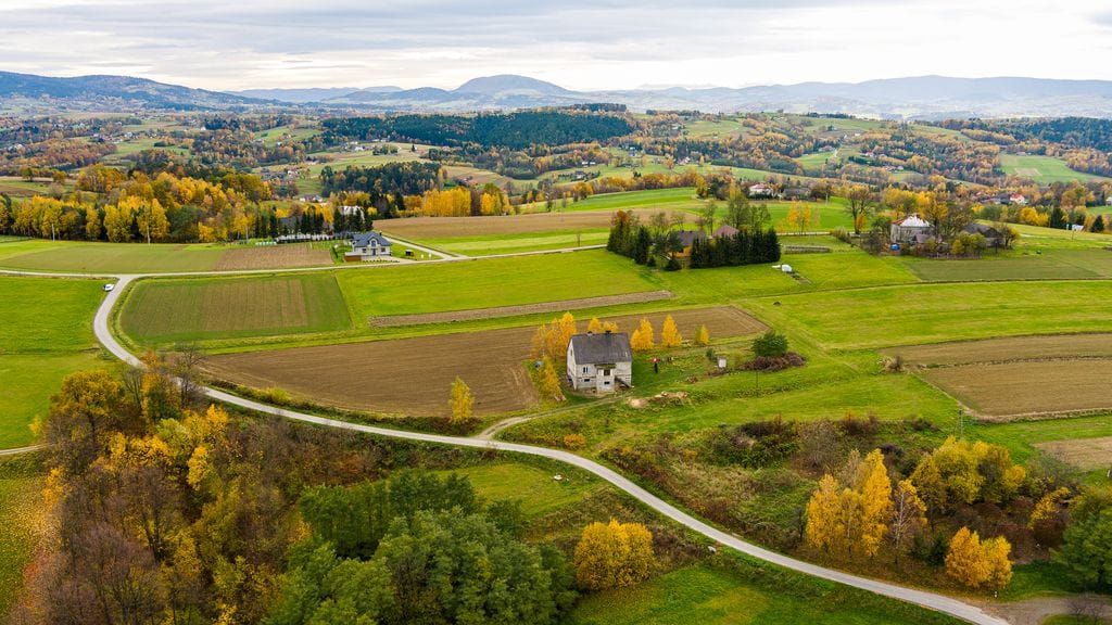 Działka  pokojowe na Sprzedaż