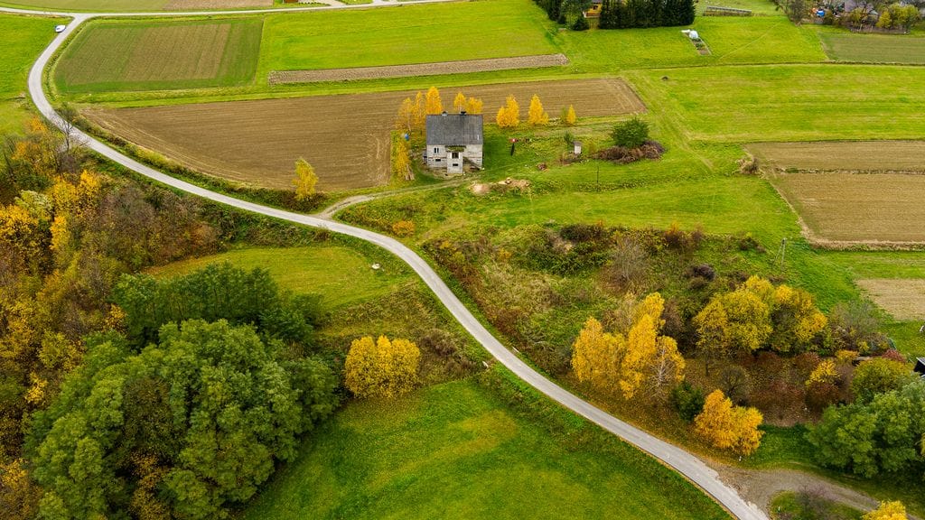 Działka  pokojowe na Sprzedaż