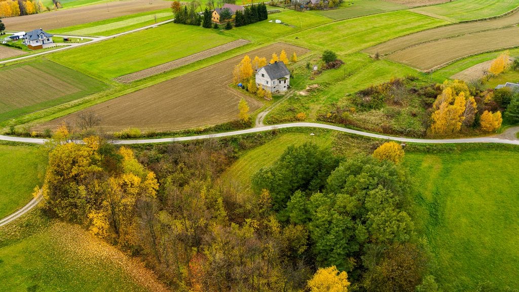 Działka  pokojowe na Sprzedaż