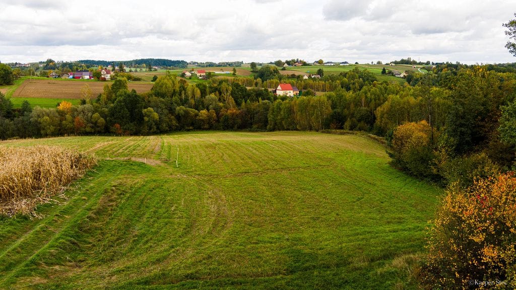 Działka  pokojowe na Sprzedaż