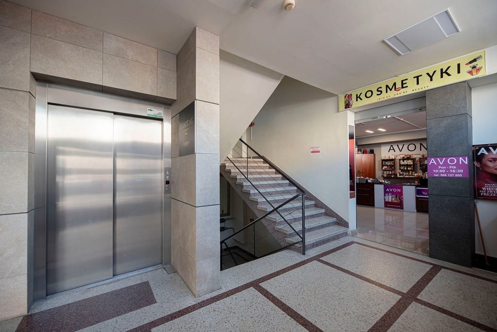 Lokal użytkowy  pokojowe na Sprzedaż