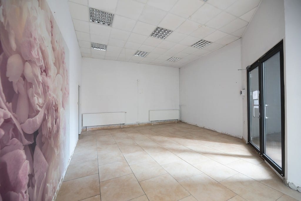 Lokal użytkowy  pokojowe na Sprzedaż