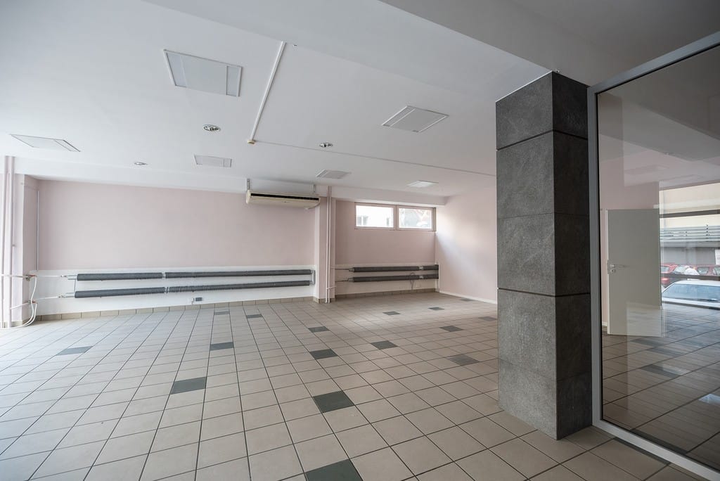 Lokal użytkowy  pokojowe na Sprzedaż