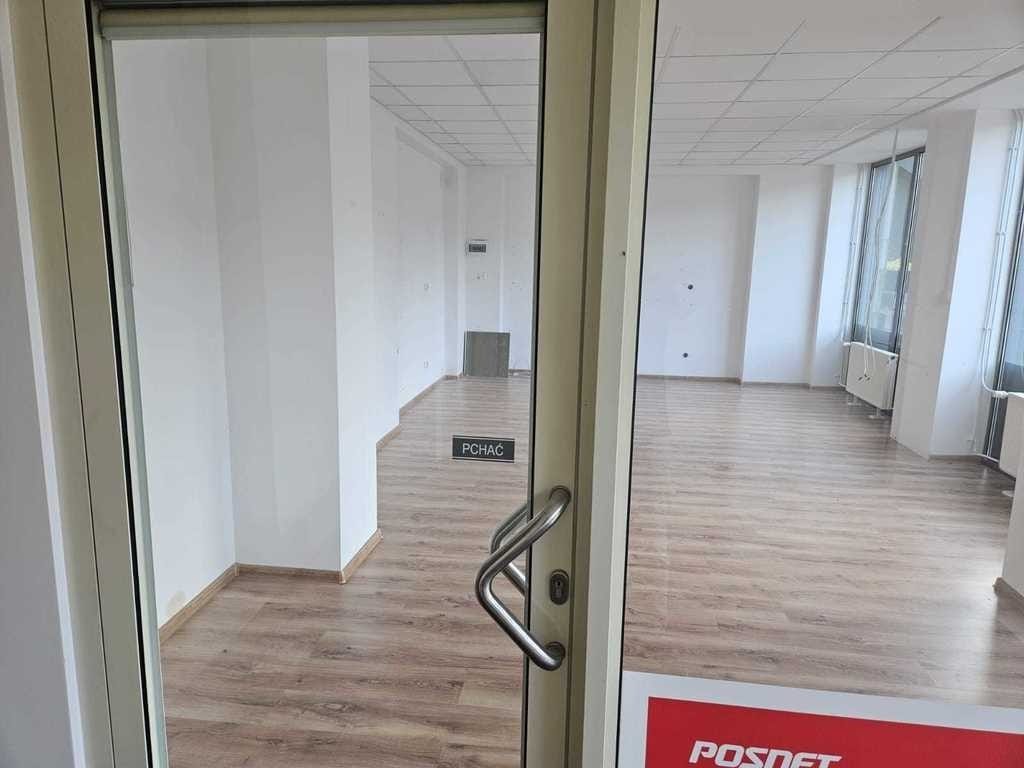 Lokal użytkowy  pokojowe na Sprzedaż