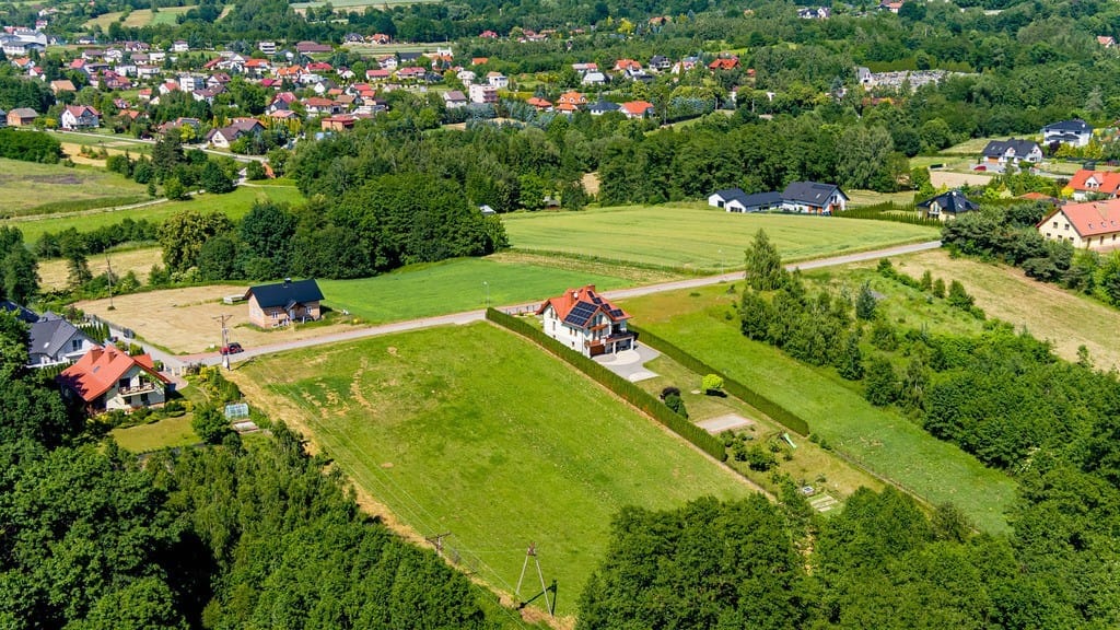 Działka  pokojowe na Sprzedaż