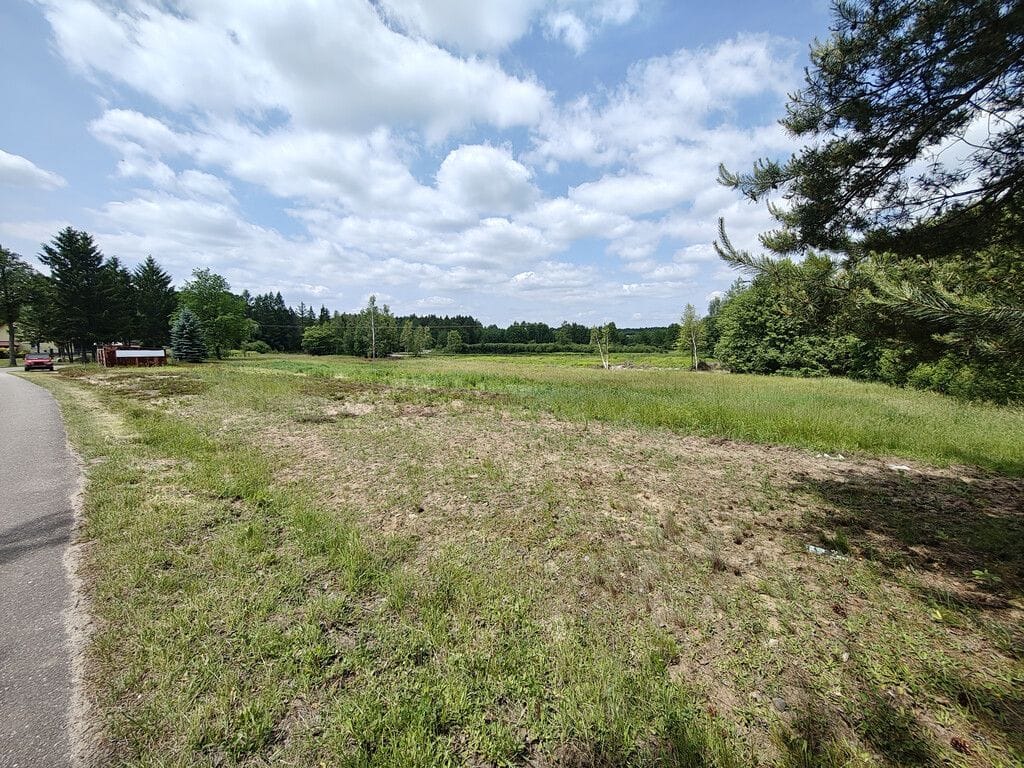 Działka  pokojowe na Sprzedaż