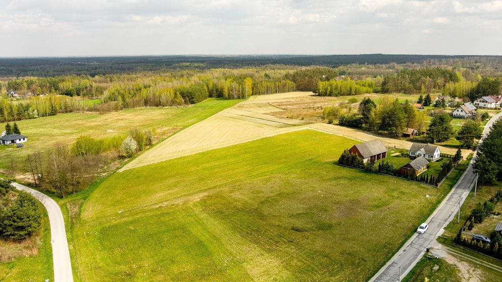 Działka  pokojowe na Sprzedaż