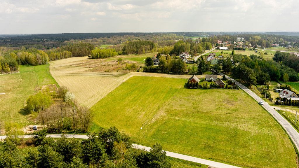 Działka  pokojowe na Sprzedaż