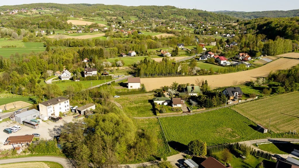 Działka  pokojowe na Sprzedaż
