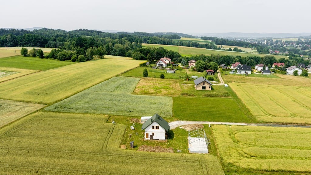 Działka  pokojowe na Sprzedaż