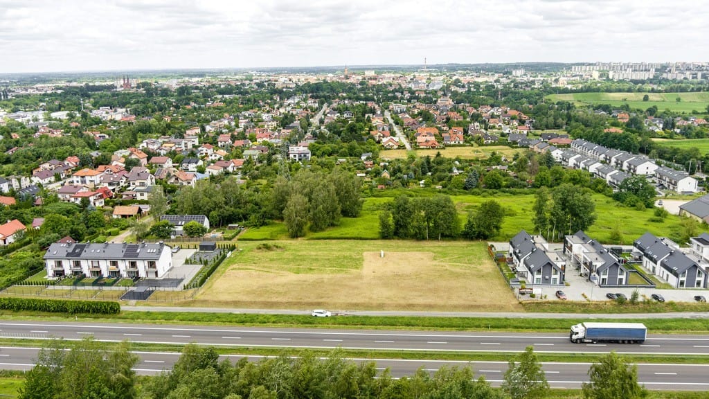 Działka  pokojowe na Sprzedaż