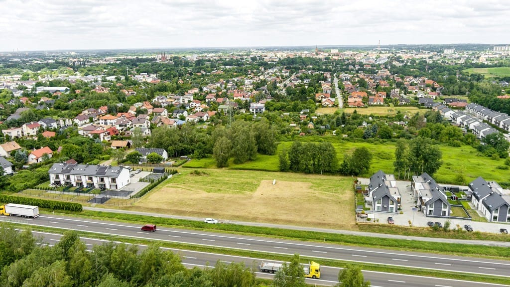Działka  pokojowe na Sprzedaż