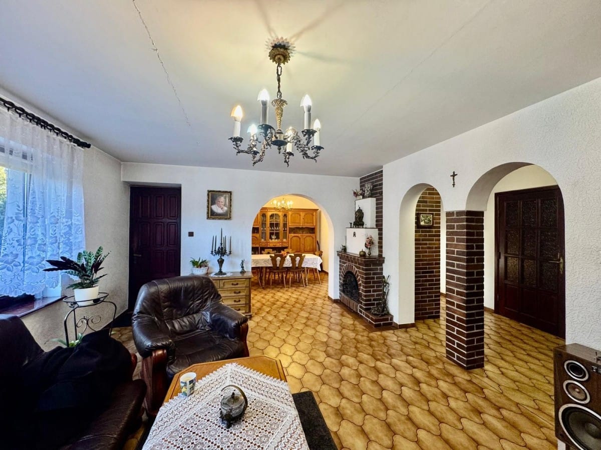 Dom  pokojowe na Sprzedaż