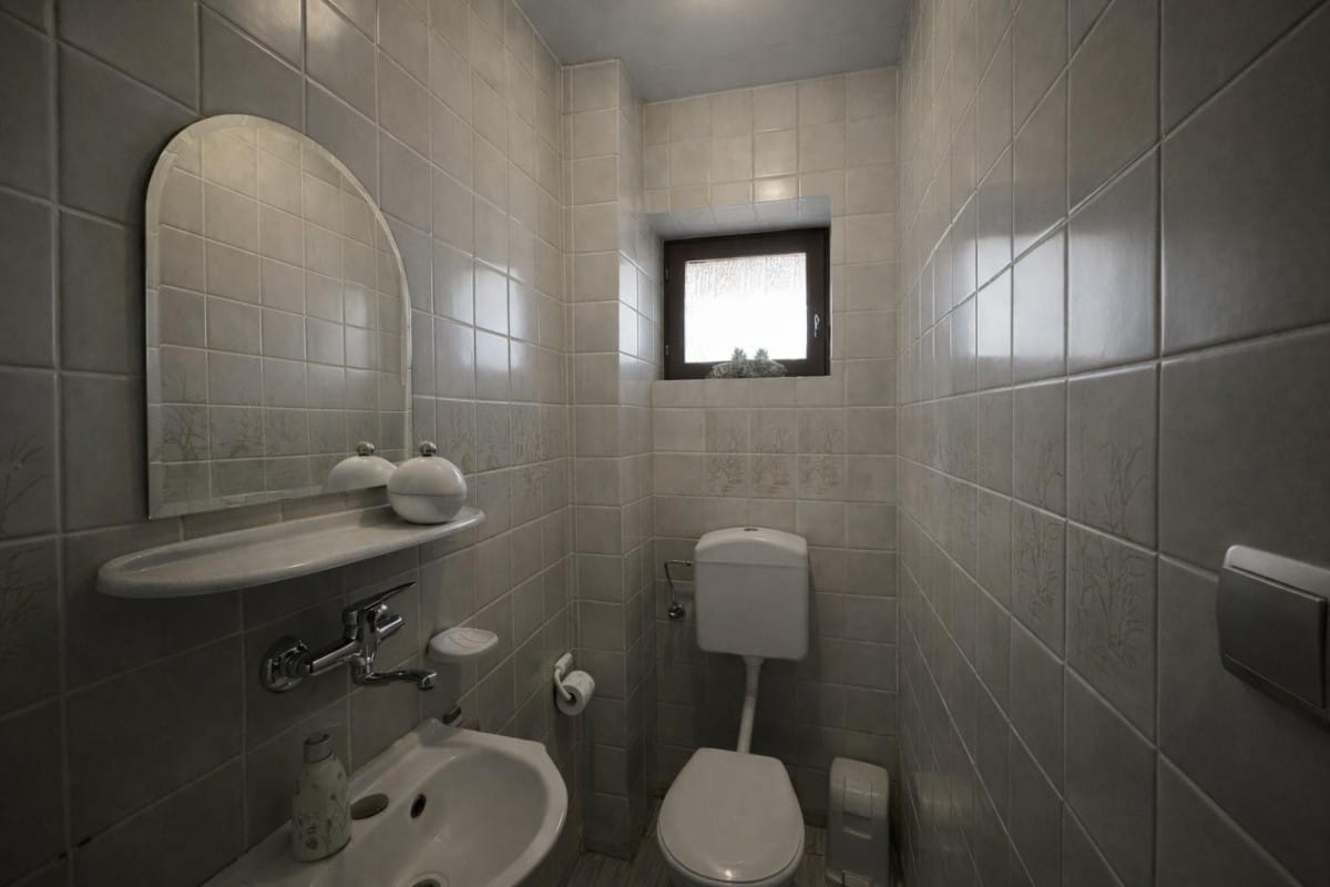 Dom  pokojowe na Sprzedaż