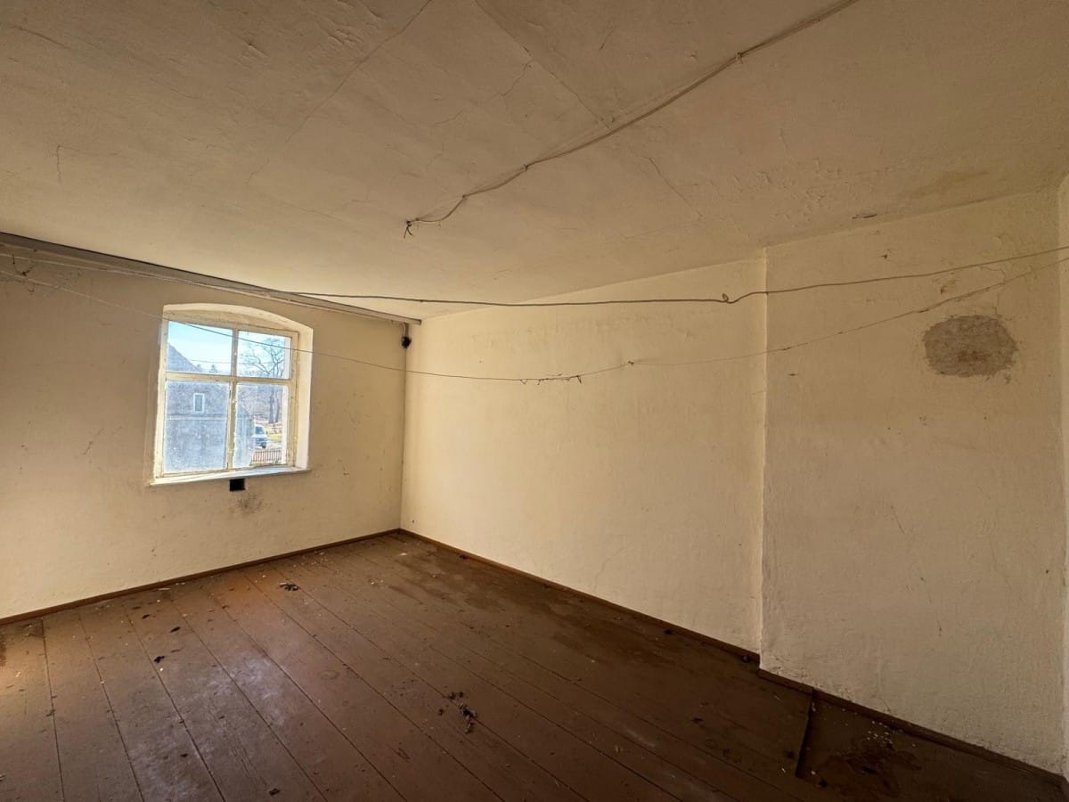 Dom  pokojowe na Sprzedaż