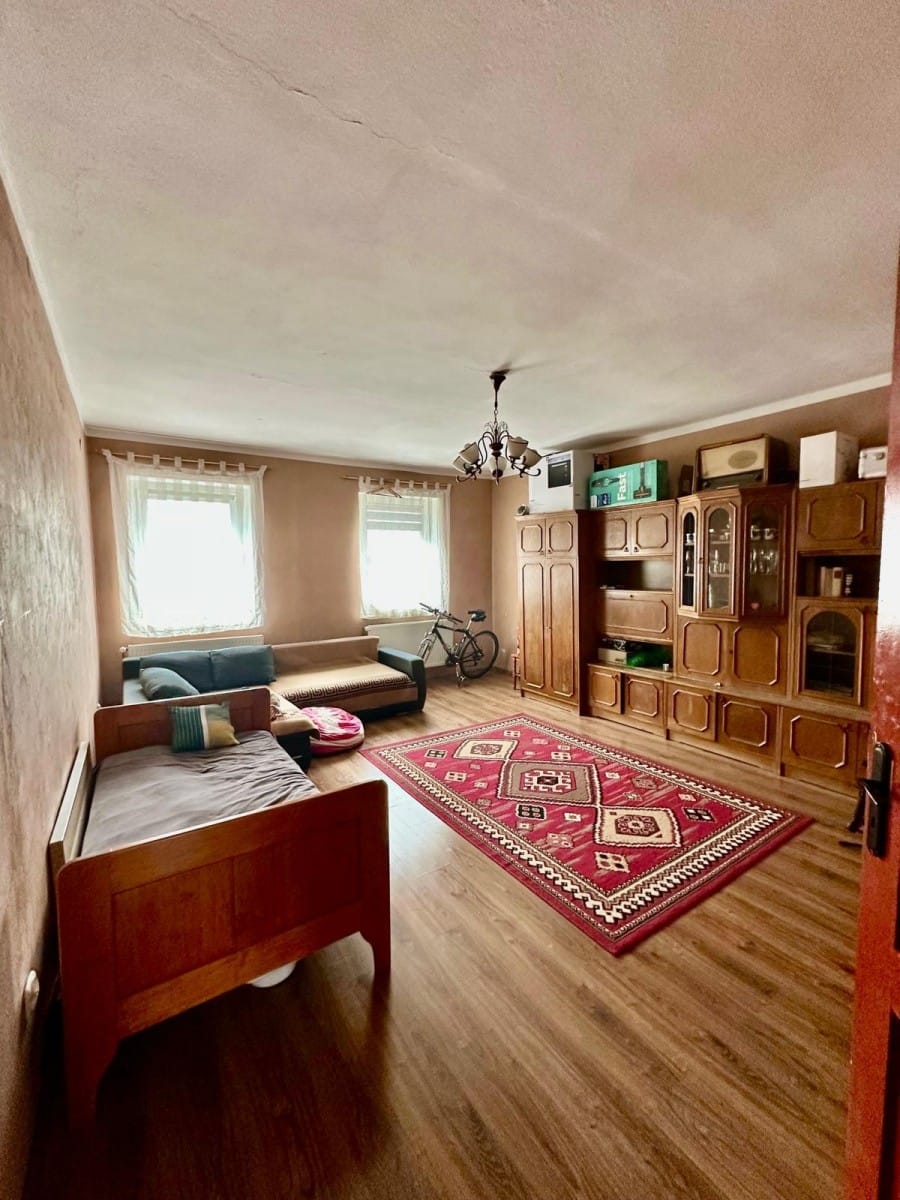 Mieszkanie 4 pokojowe na Sprzedaż