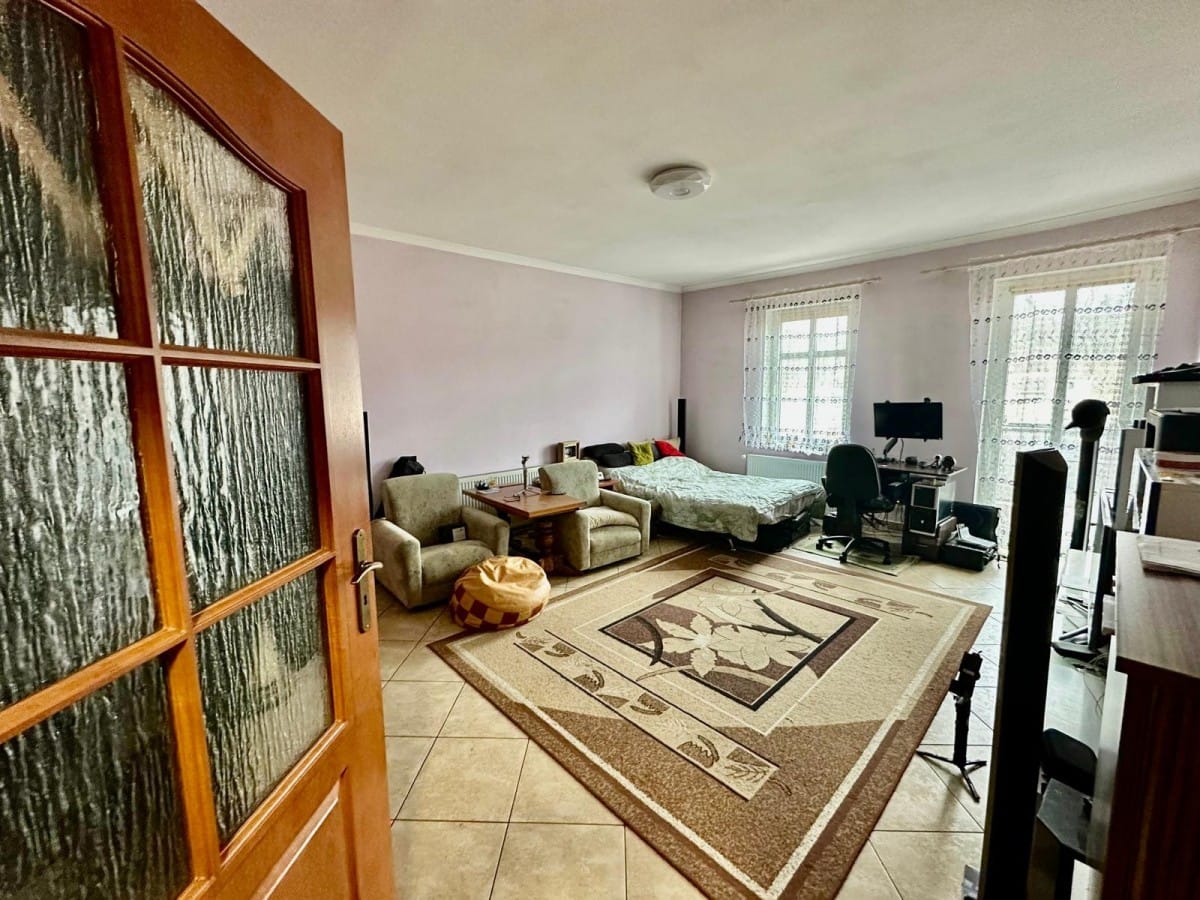 Mieszkanie 4 pokojowe na Sprzedaż