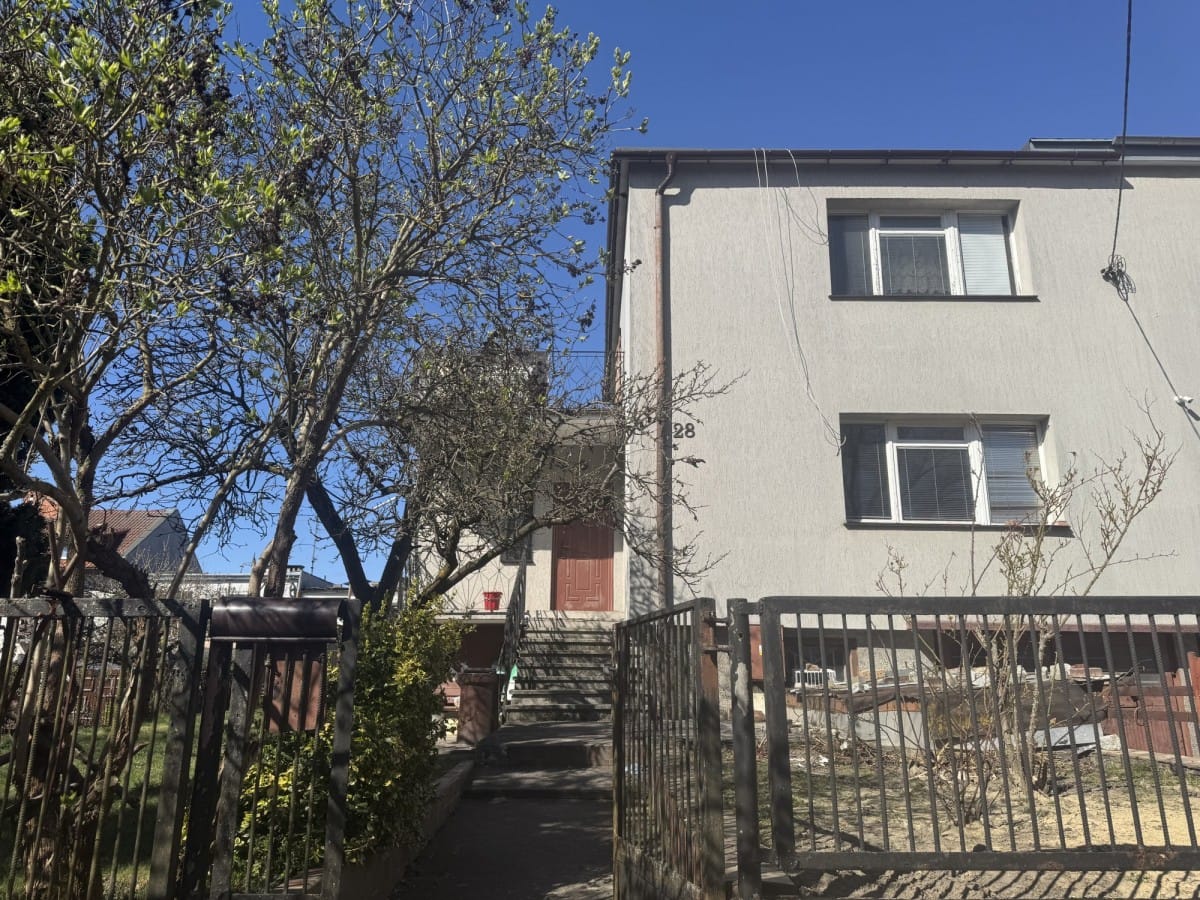 Dom 4 pokojowe na Sprzedaż