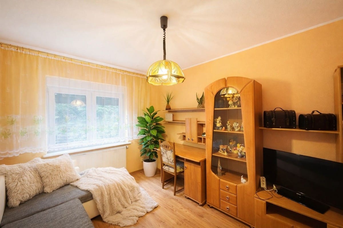 Dom 4 pokojowe na Sprzedaż