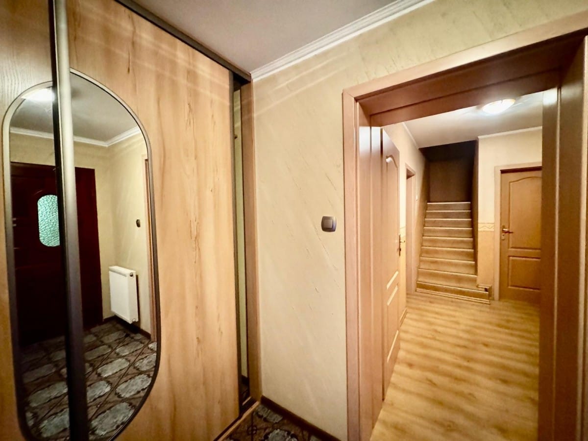 Dom 4 pokojowe na Sprzedaż