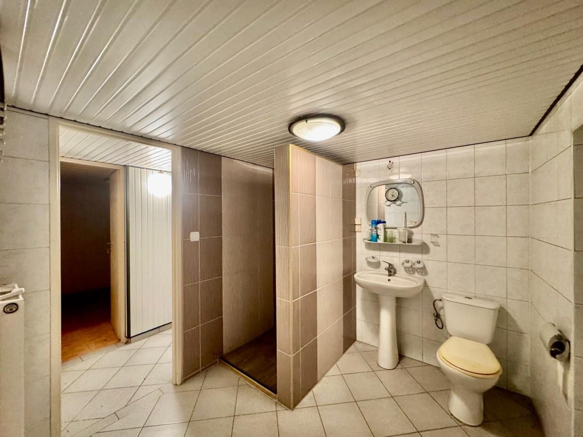 Dom 4 pokojowe na Sprzedaż