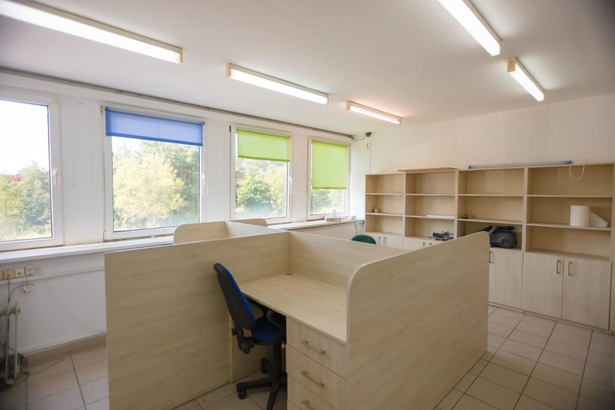 Lokal użytkowy  pokojowe na Sprzedaż