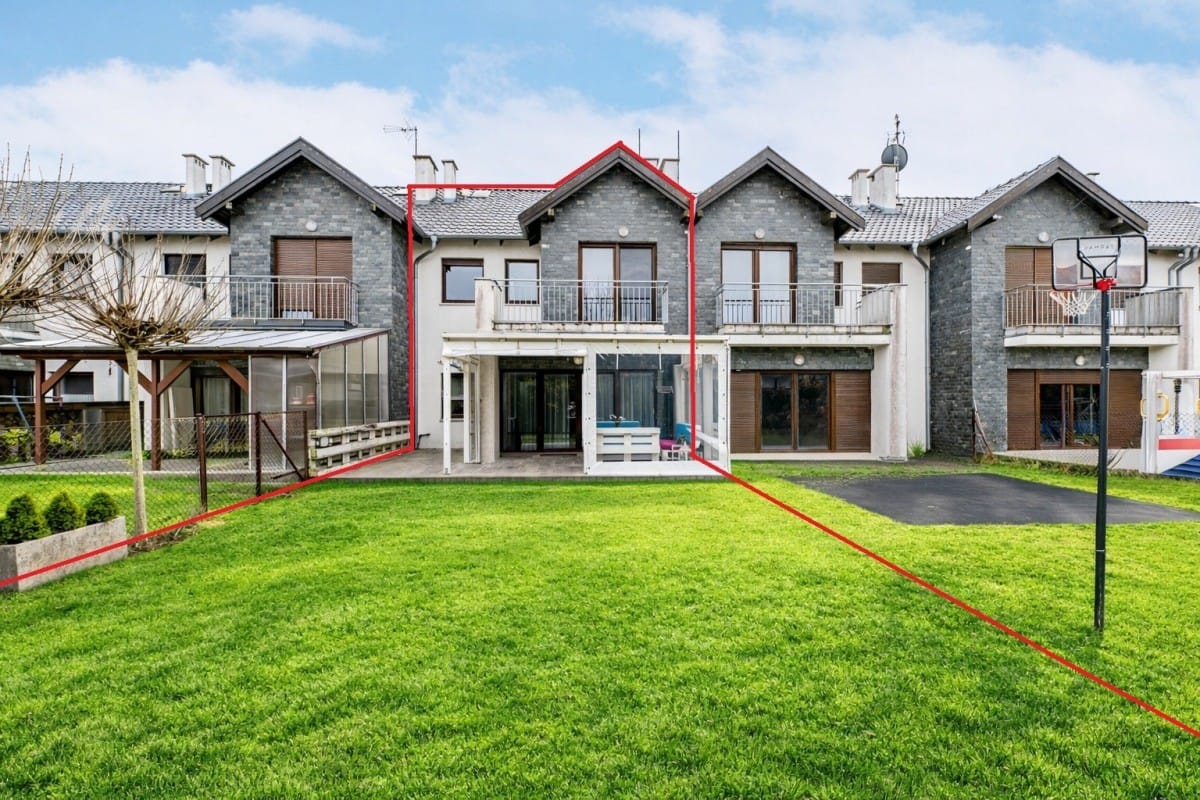 Dom 4 pokojowe na Sprzedaż