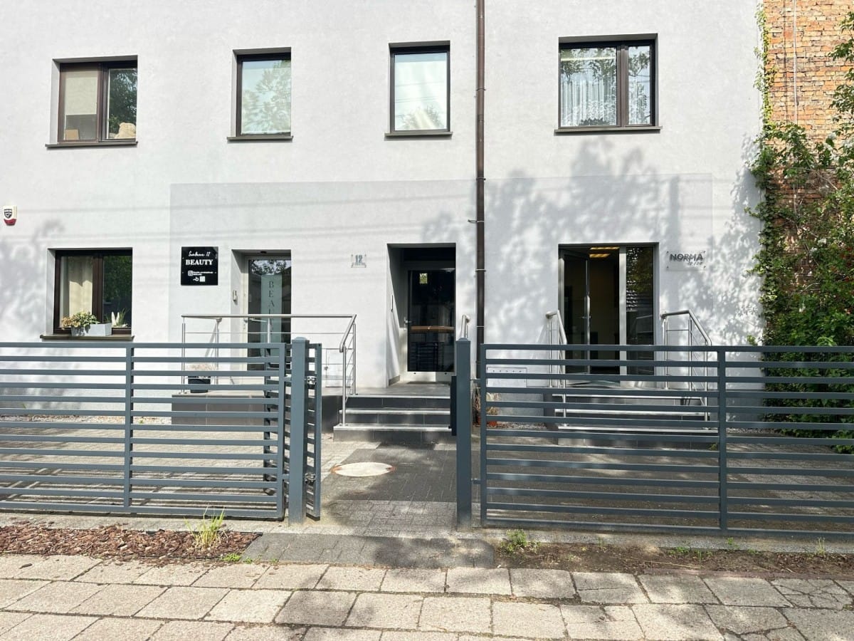 Lokal użytkowy  pokojowe na Wynajem