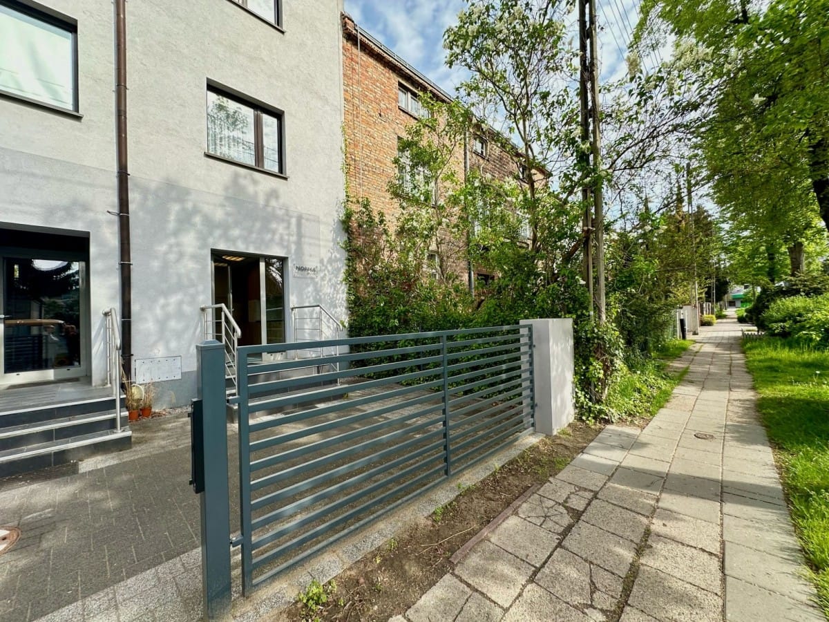 Lokal użytkowy  pokojowe na Wynajem