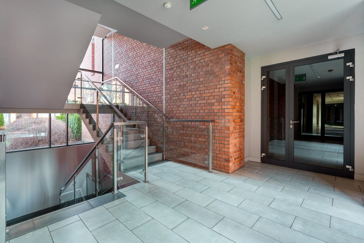 Mieszkanie 4 pokojowe na Sprzedaż