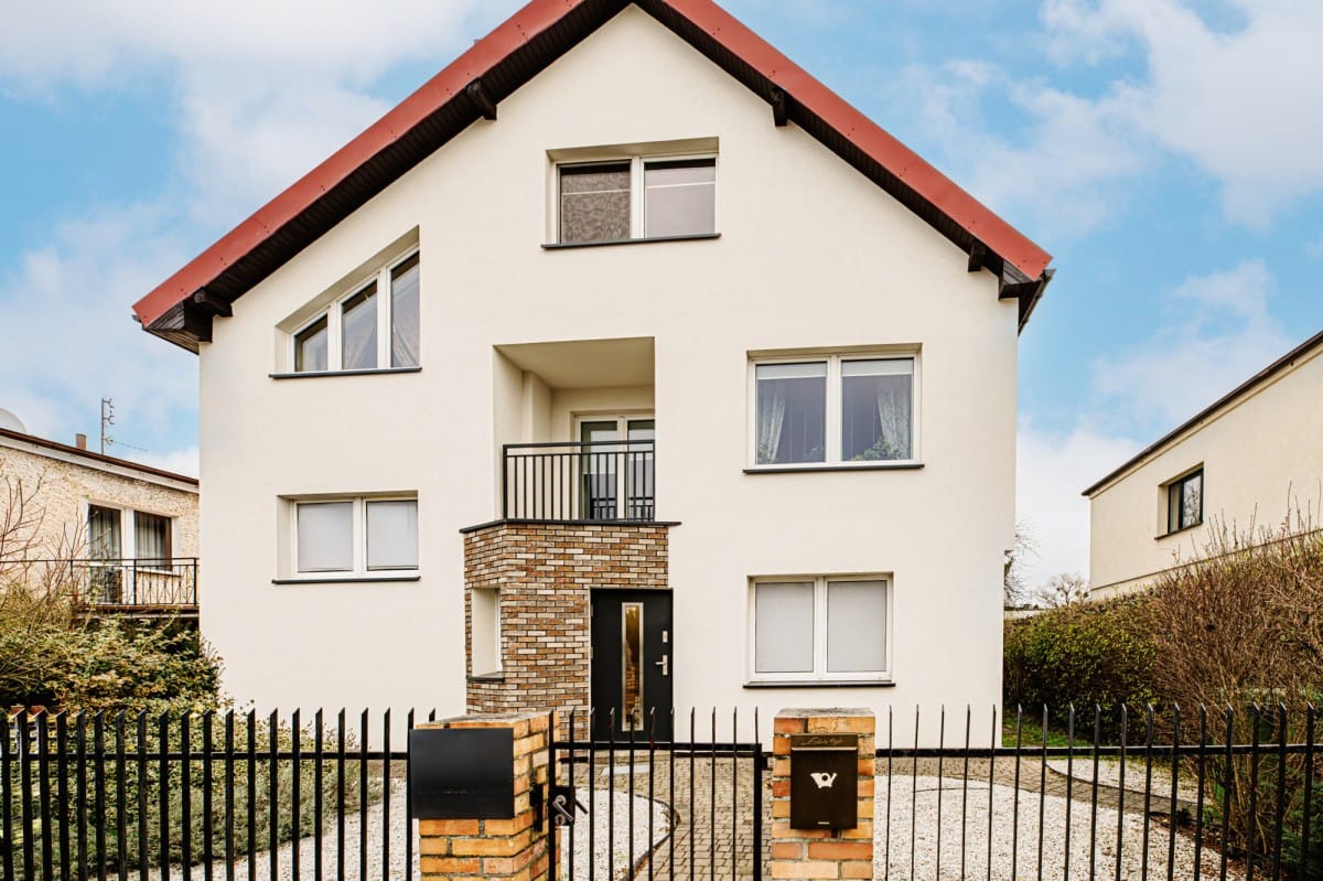 Dom 5 pokojowe na Sprzedaż