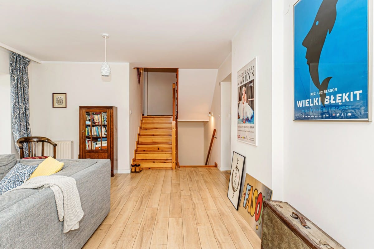 Dom 5 pokojowe na Sprzedaż